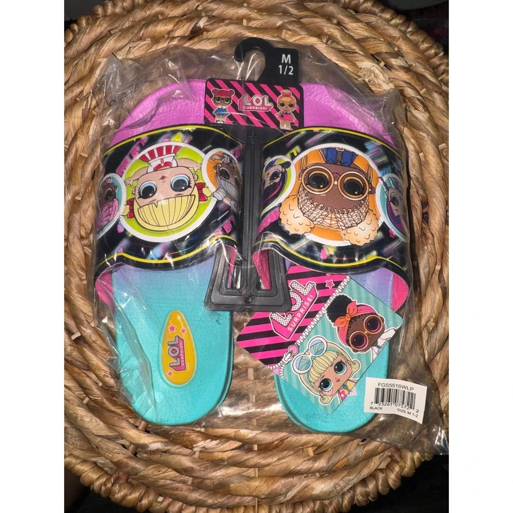 LOL SANDALS SIZE 1/2 big girl